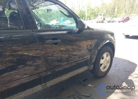 2010 Ford Escape Xlt из США, поврежденный, VIN 1FMCU9DGXAKD25432